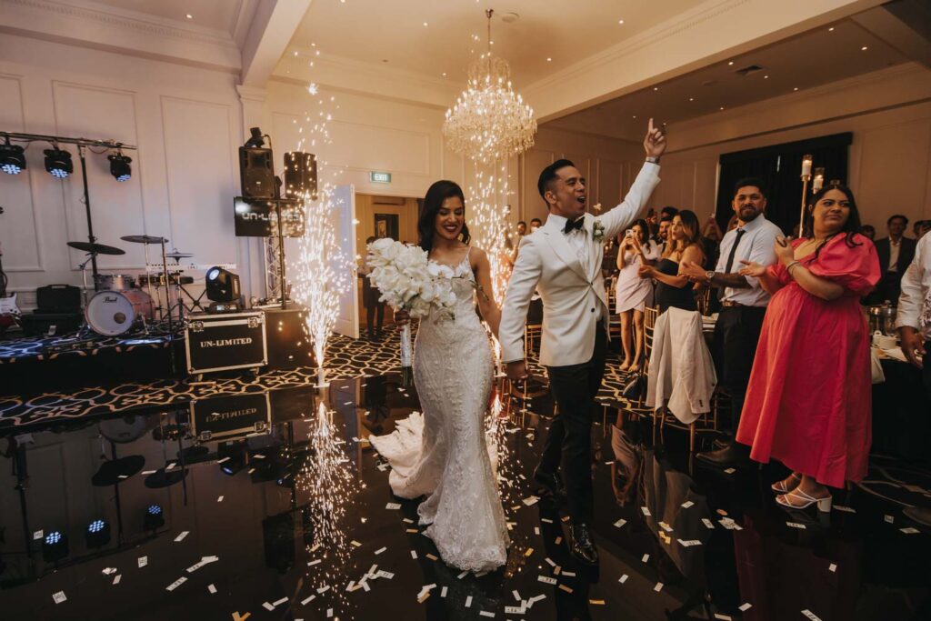 C2 Melbourne Wedding Photography「LaterStory」30.12.2022 SavionnaBryan Manor on High Reception 140 | LaterStory |